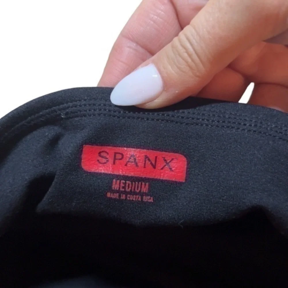 SPANX Black Power‎ Athletic Skort